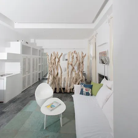 Apollo In アパート